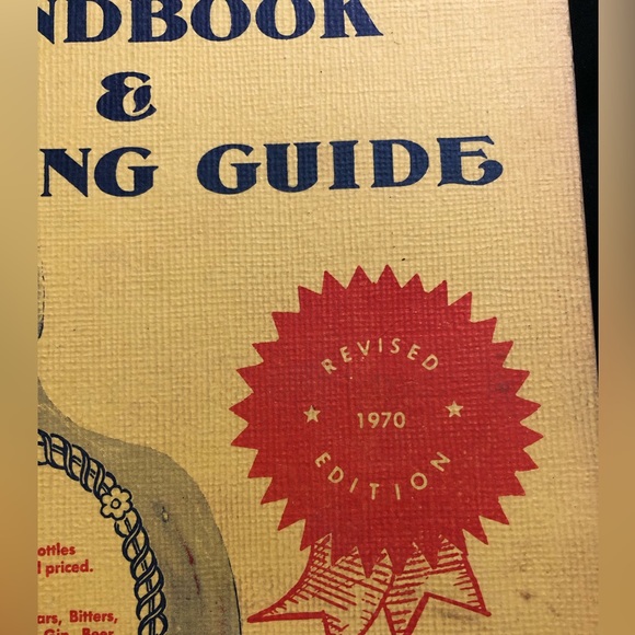 Vintage Book Bottle Collectors Handbook & Price Guide 1970 Editio… - Picture 2 of 5